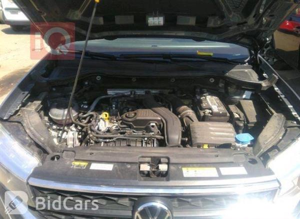 Volkswagen Taos 2022 for sale in Iraq - Zummar